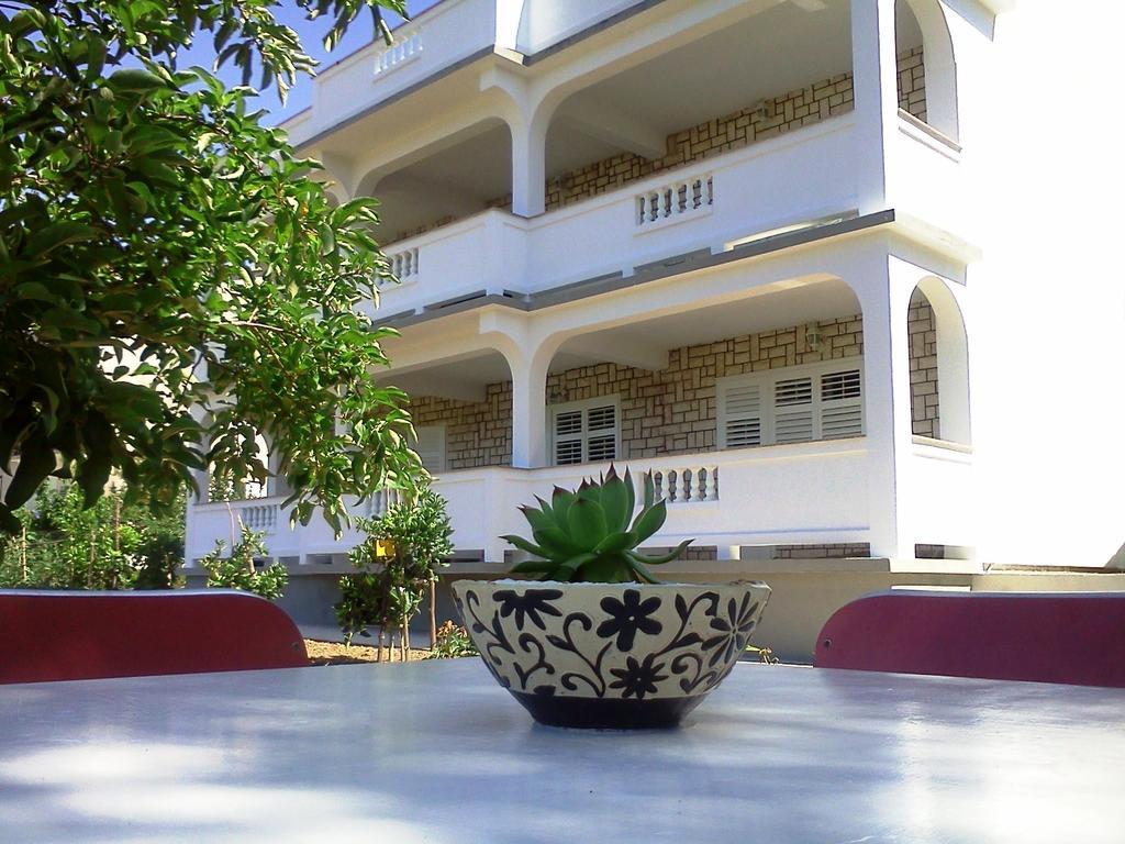 Rooms Viskic Rab Town Rum bild